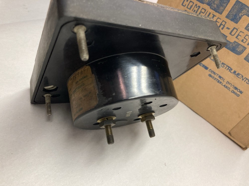 API,470263-01-00,Load Panel Meter Range 25/0/25 UADC