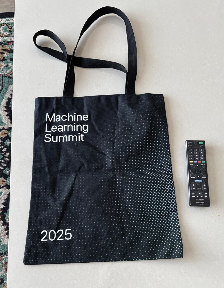 Apple Swag: Tote Bag from Machine Learning Summit 2025