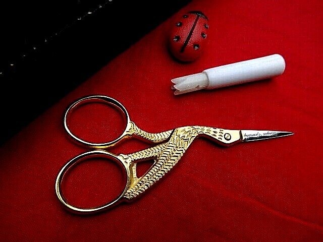 5 x Embroidery,Dressmaking Set_Scissors,Bobbin Puller,Needle Threader Inserter