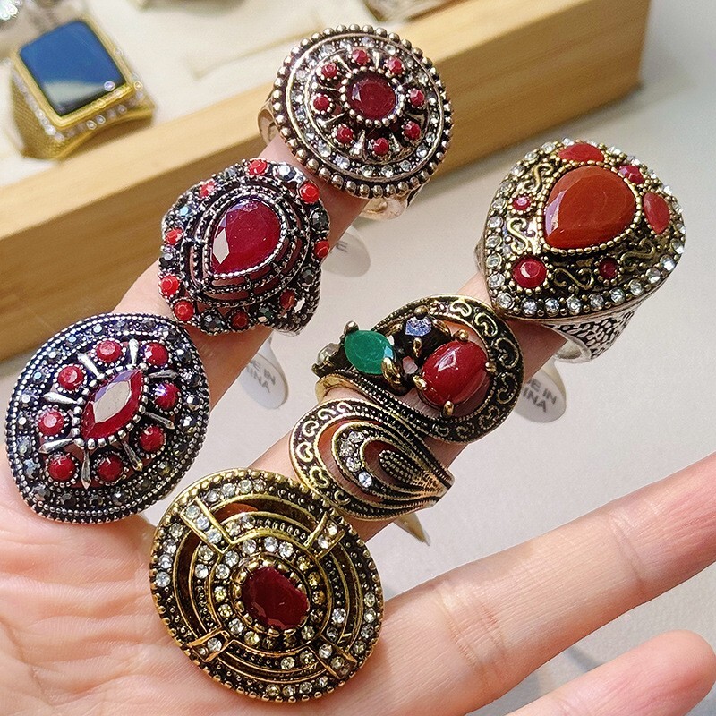 50pcs Lot Wholesale Vintage Crystal Stone Mix Style Metal Jewelry Ring Men Women