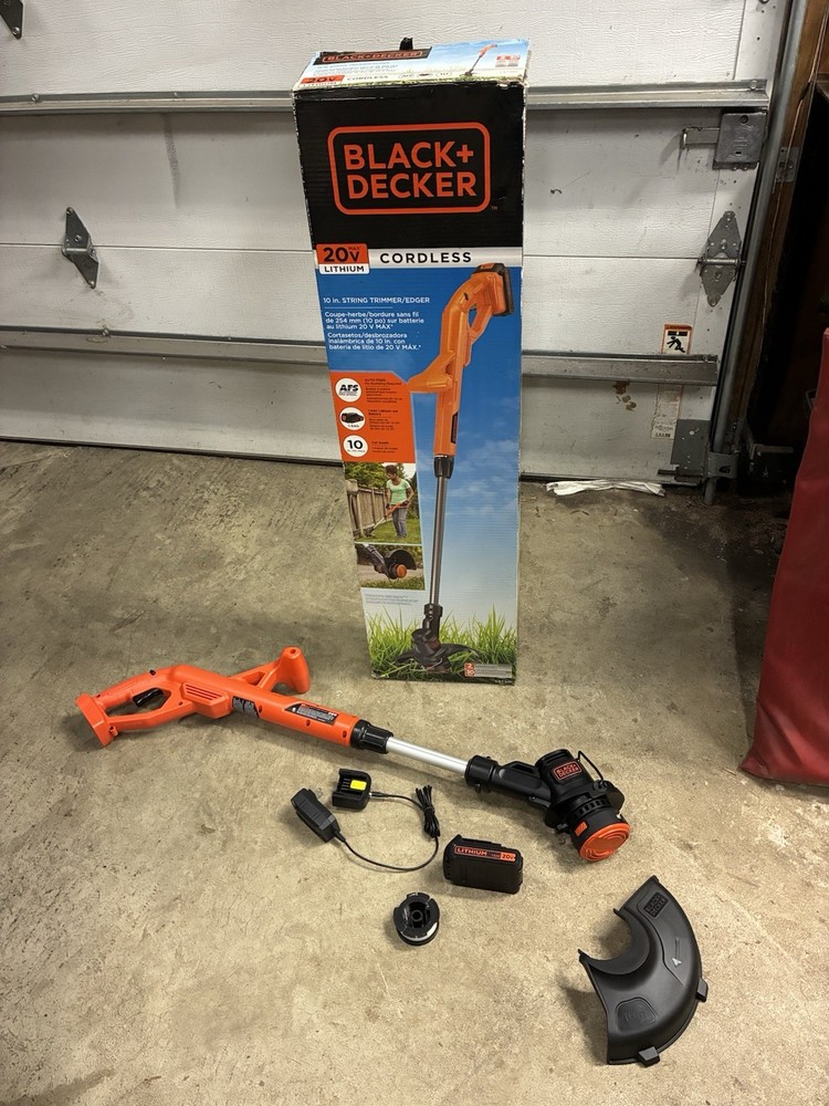 BLACK+DECKER 20V String Trimmer/Edger Kit, 10-Inch - LST201 With 2 Batteries
