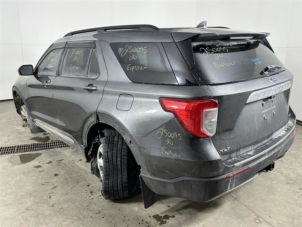 Camera/Projector Camera Windshield Mounted Fits 20-24 AVIATOR 2726829