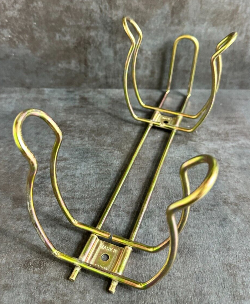 Universal 5 LB. Fire Extinguisher Size Spring Bracket, new