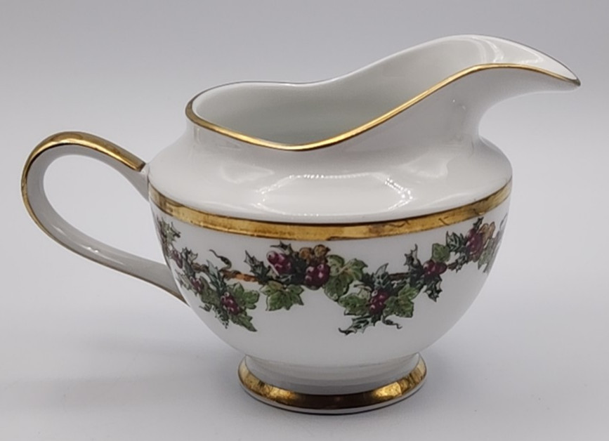 Royal Gallery The Holly and The Ivy Teapot or Coffee Pot with Sugar & Creamer