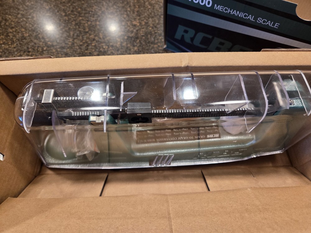 RCBS Reloading M1000 Mechanical Scale, Multi-Caliber, 1000 Gr Capacity