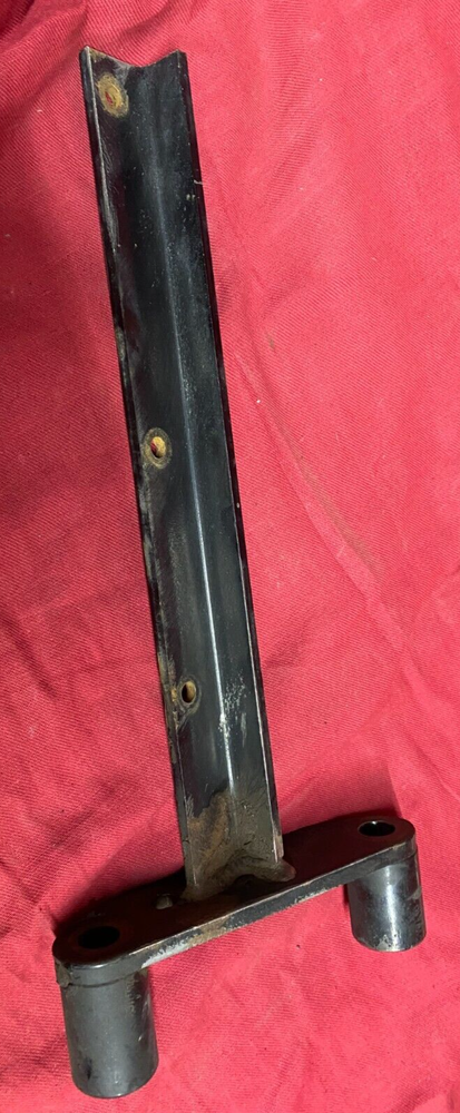 KENWORTH MUDFLAP MOUNT BRACKET A11-1449-001 LH