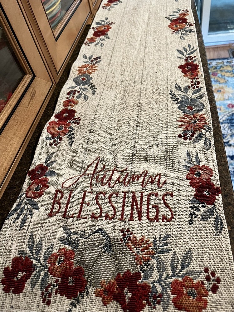 Autumn table runner 52” x 11.75” VGUC