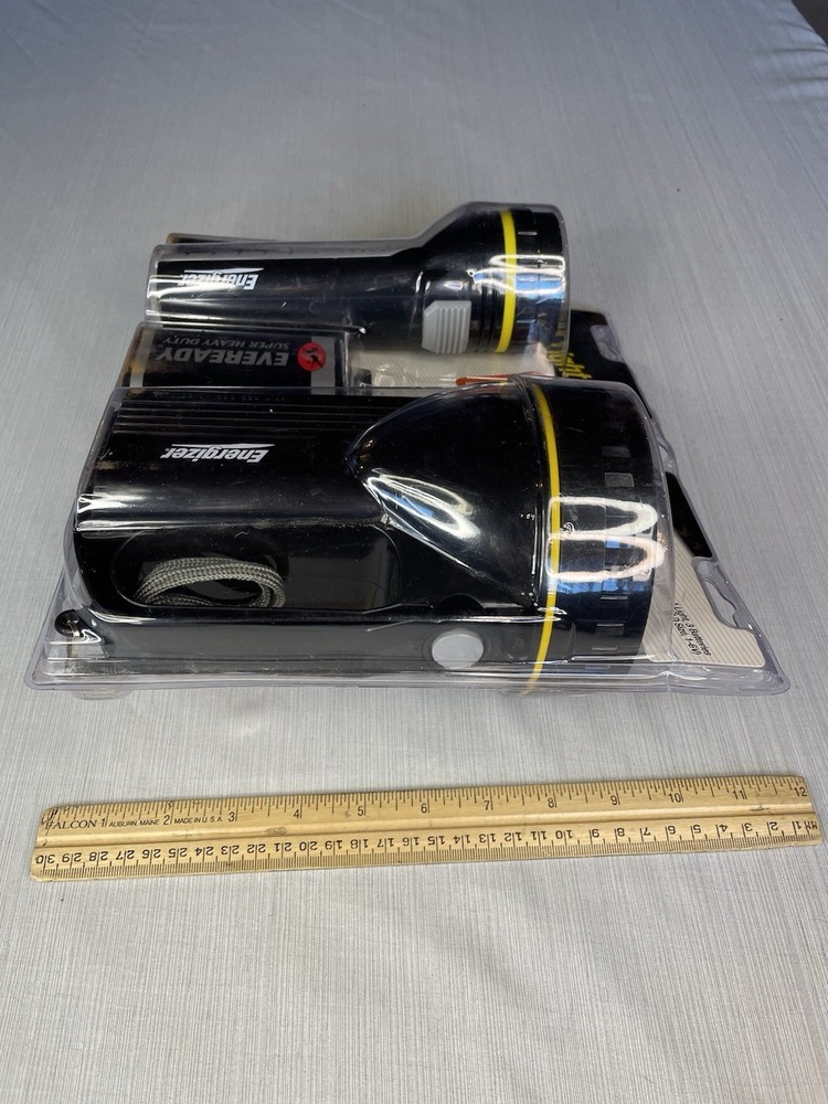 New Energizer 2 Pack 6V & D Battery Work Light/Lantern Combo Krypton Bulb **NEW*