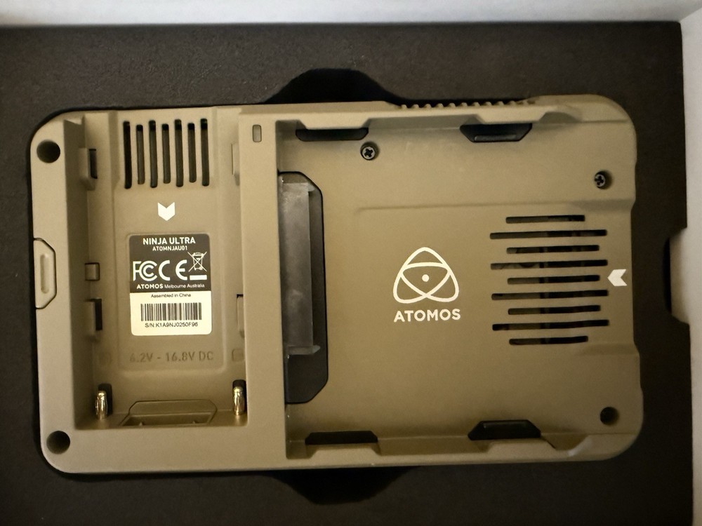 Atomos Ninja Ultra 5.2” Plus Atomos Connect