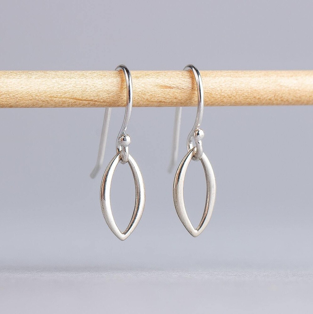 Tiny Leaf Petal Dangle Earrings