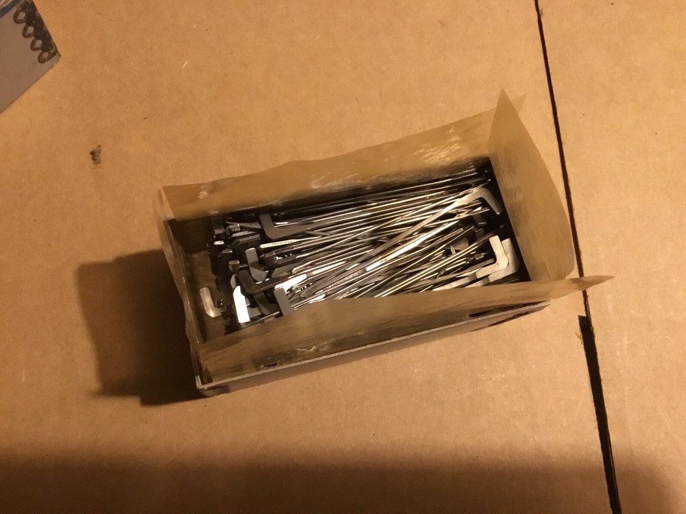 (1) Vintage Acme Knitting Machine & Needle Co. Latch Needles FULL BOXES