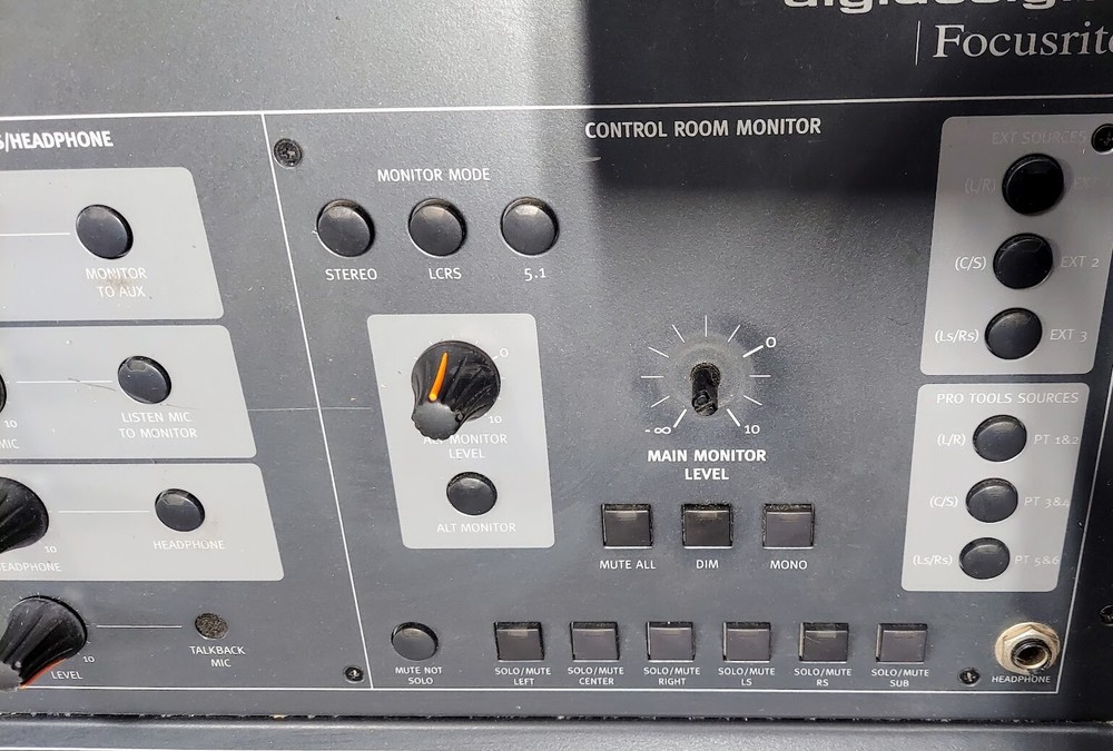 Digidesign Focusrite MC124 Control24 Protools Professional Mixer Console