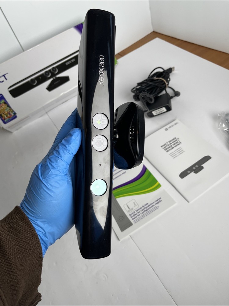 Microsoft Xbox 360 Kinect Sensor Model 1414 Motion Camera w/ Box Manuels, Etc