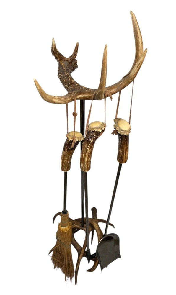Antler Fireplace Tool Set Includes Three Fireplace Tools *READ*