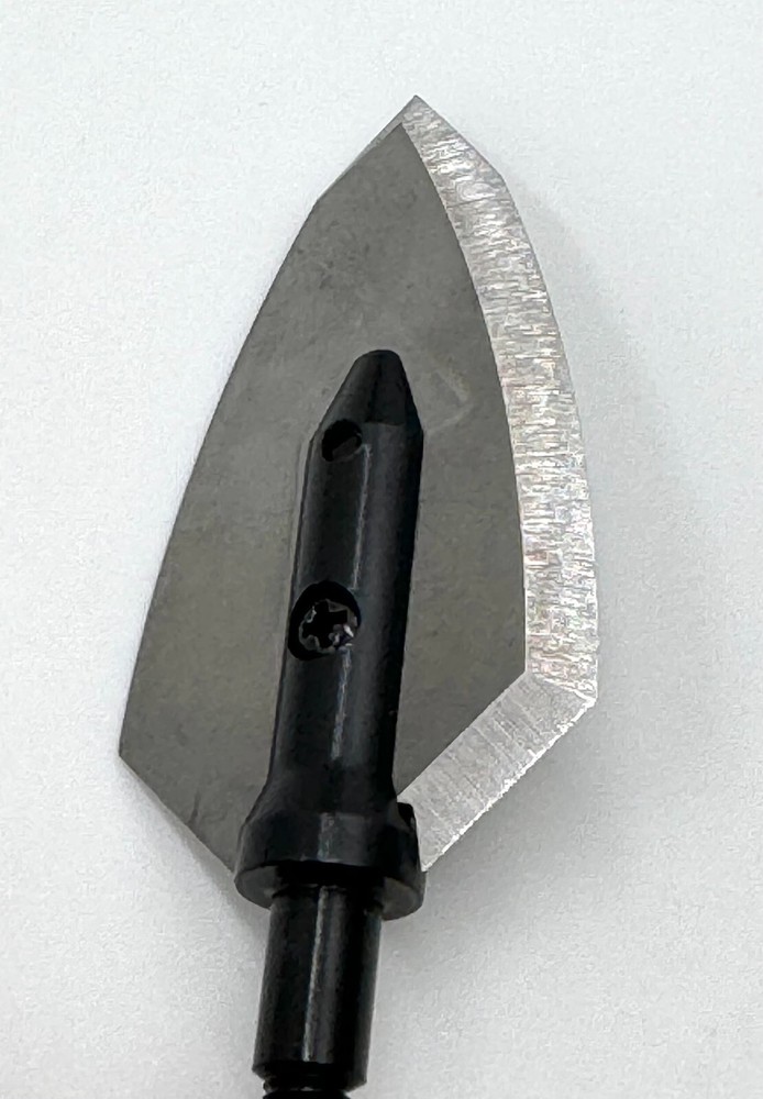 Magnus Single Bevel Broadhead - 150 Grain - 3 Pack