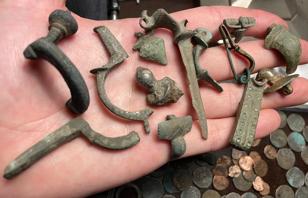 ~~ 25 AUTHENTIC Ancient & Medieval History Artifacts ~~ The Archaeology Grab Bag