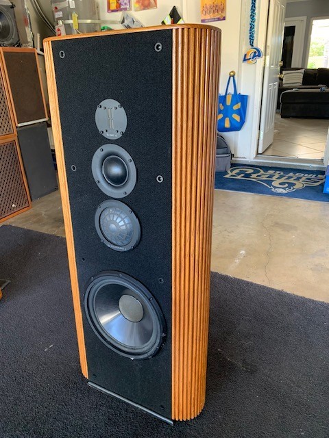 Infinity Kappa 8 Speaker - Fully functional - Sounds wonderful!