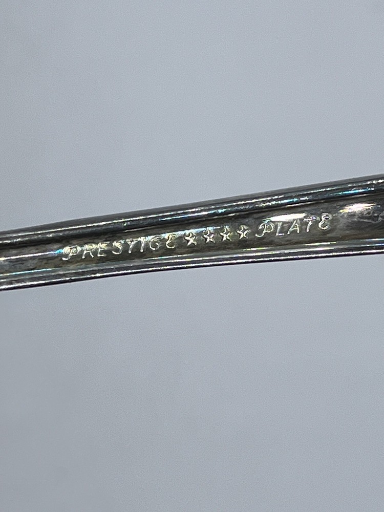 Oneida Nobility Plate Silverplate 8.5” Serving Fork