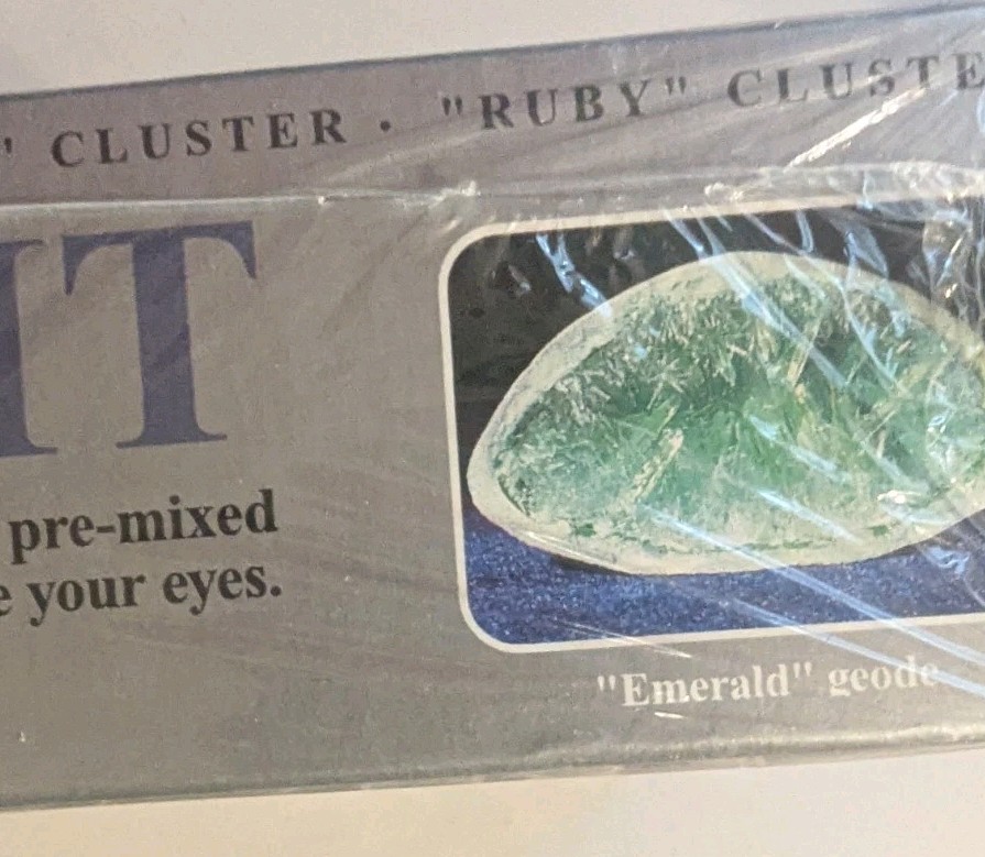 Space Age Crystals - Crystal Growing Kit NEW!!