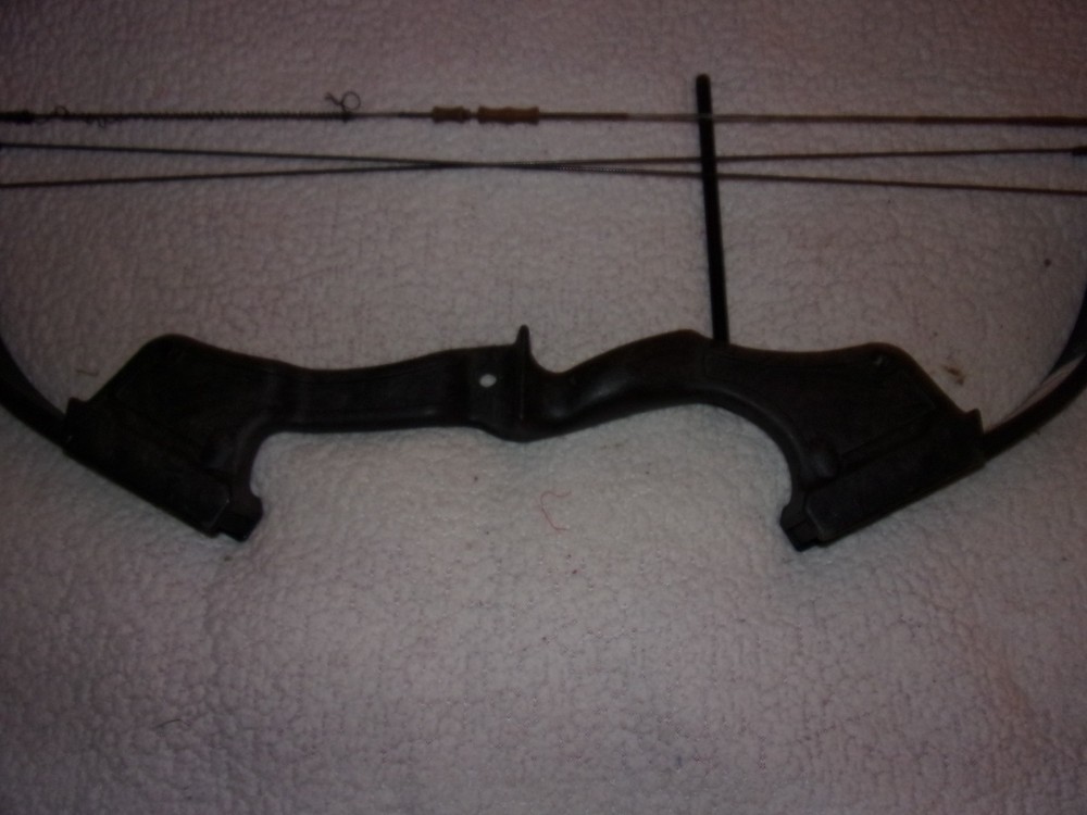 Seneca Youth Compound Bow