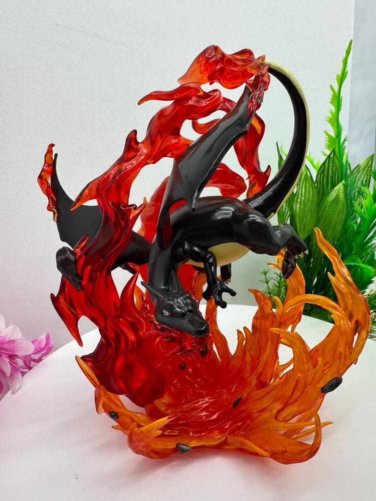 Shiny Charizard & Regular