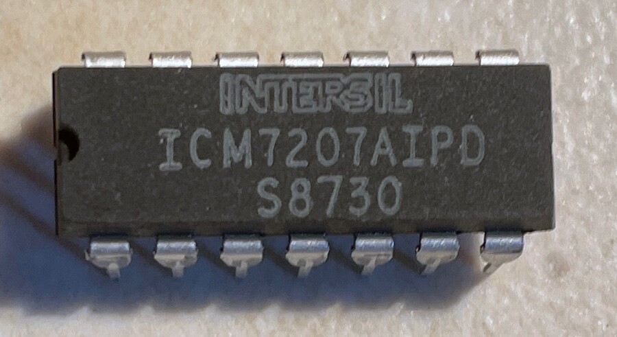 Intersil ICM7207AIPD 7207 CMOS Timebase Generator - NOS