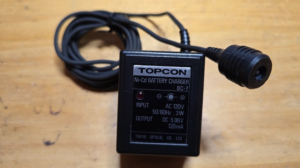 Topcon BC-7 Battery Charger - NIB