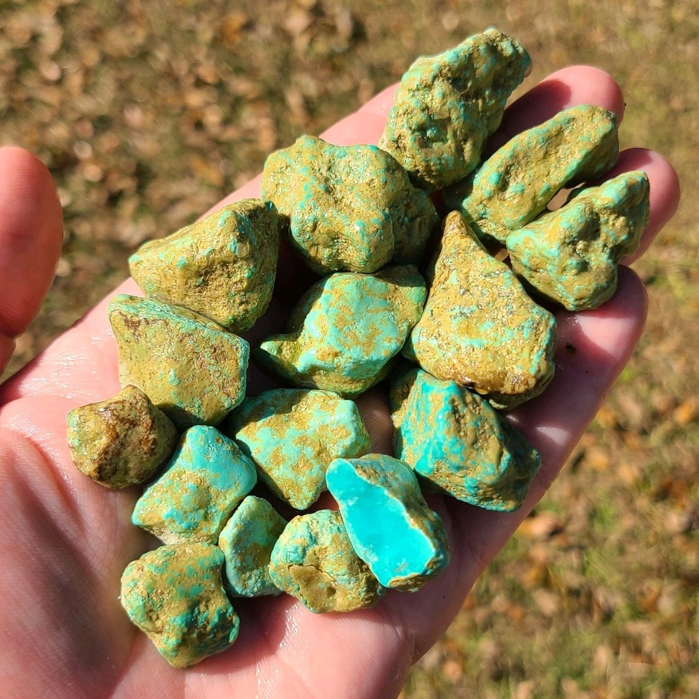 STABILIZED EASTER BLUE TURQUOISE ROUGH NEVADA USA 144.0 GRAMS