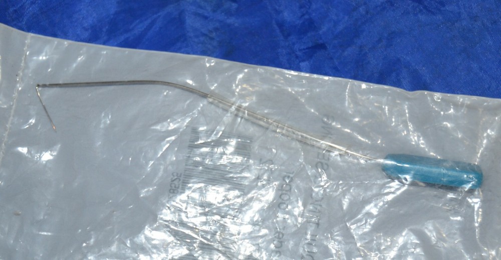 THREADER LOOPER PART SLT2 FOR THREADING SEWING MACHINES NEW THREADING TOOL