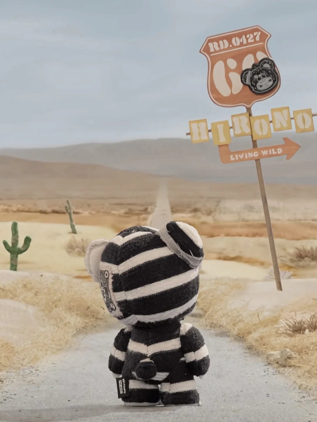 Authentic Hirono Road Journal Series Hidden - Highway Imprint Figure