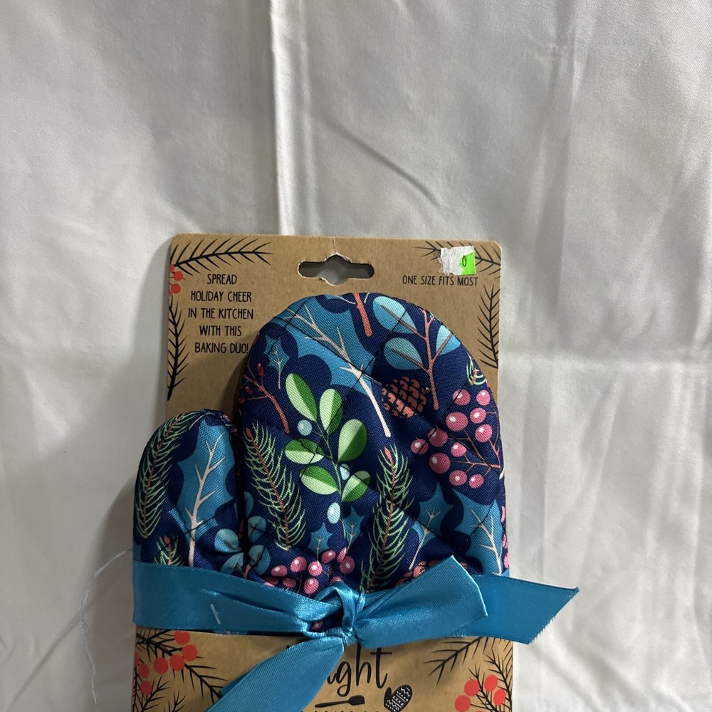 Bright Baking Blue Oven Mitt