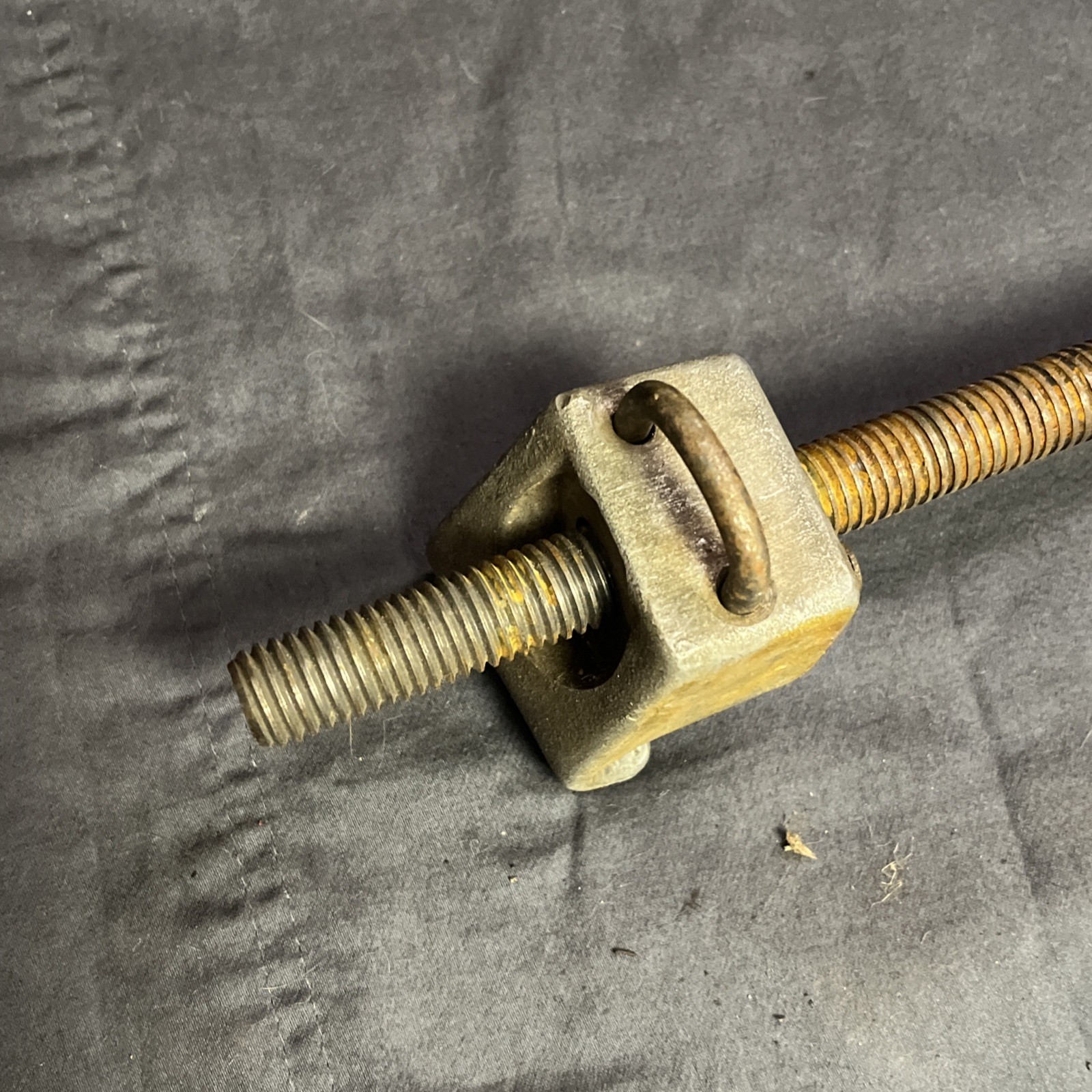 2PC Coil Spring Strut Compressor Shock Clamp Remover