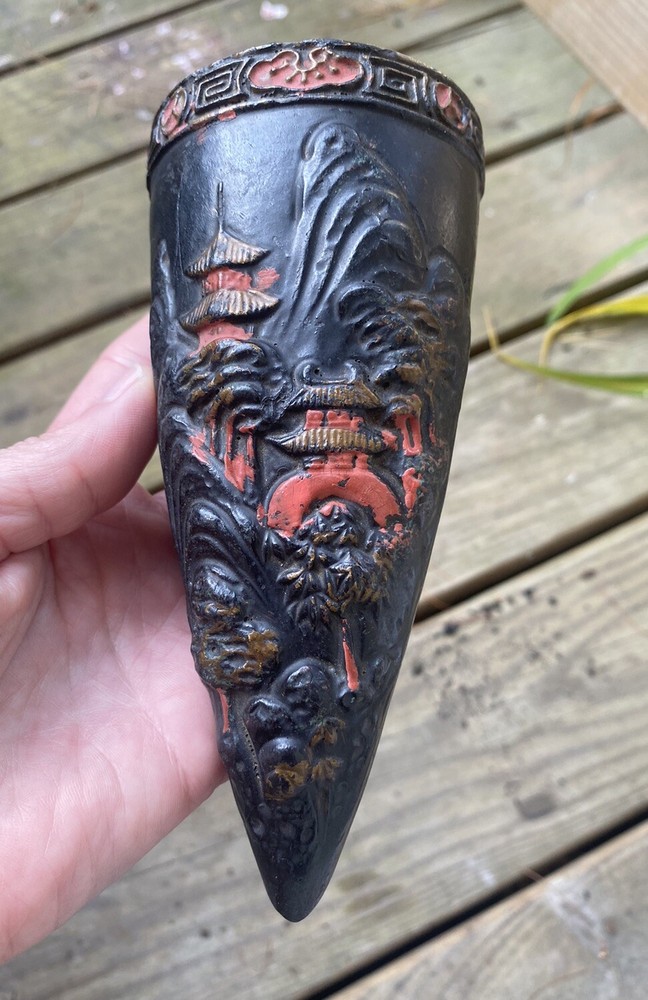 Japanese Wall Black/Red Wall Sconce Mixed Materials