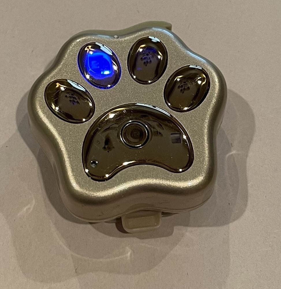 Paw tracker GPS pet tracking