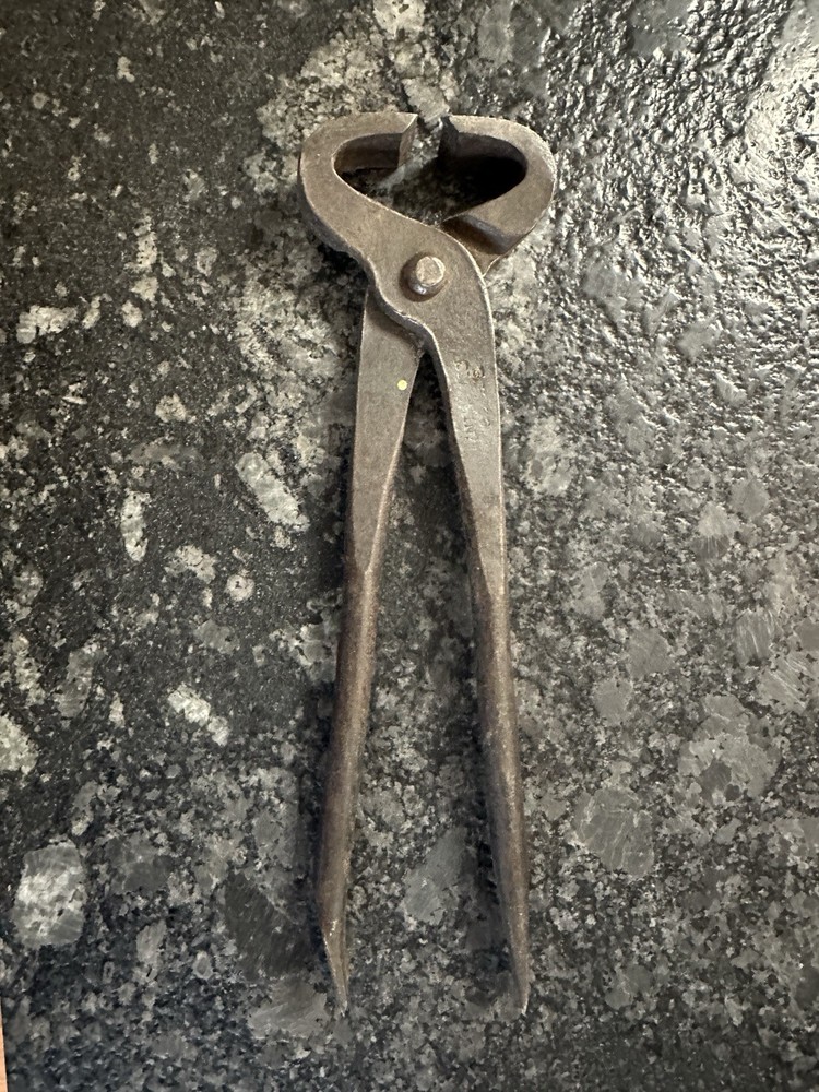 Vintage Blacksmith FarrierClaw Nail Pullers Pliers