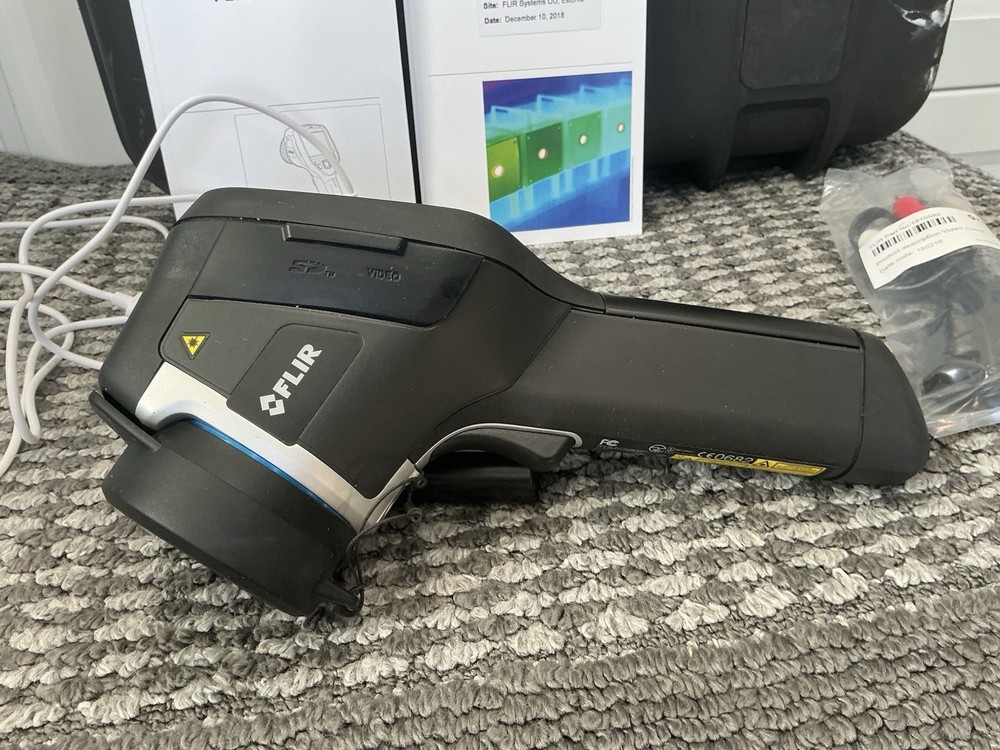 FLIR E60 Infrared Thermal Imaging Camera