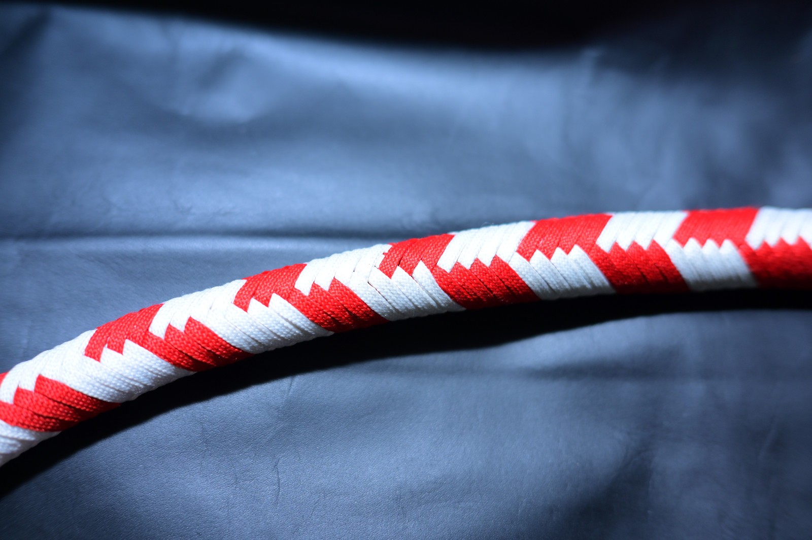 Para-cord Nylon whip Stars Design Whip 2.5 to 24 Feet Long 16 Strands Bullwhip