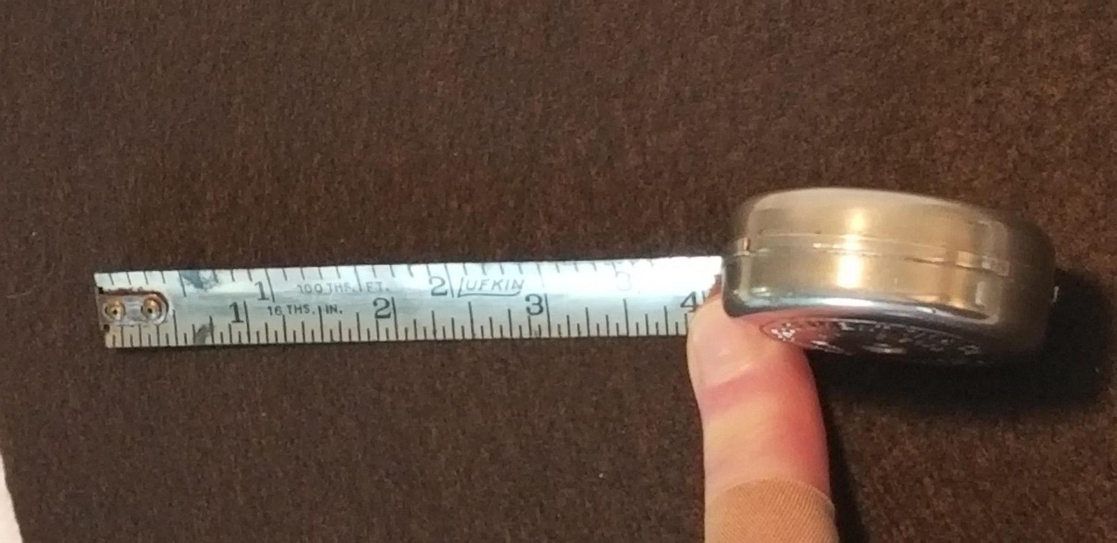 Vintage 1930s Lufkin Round Waukesha Cement And Tile Co. 6ft Tape Measure