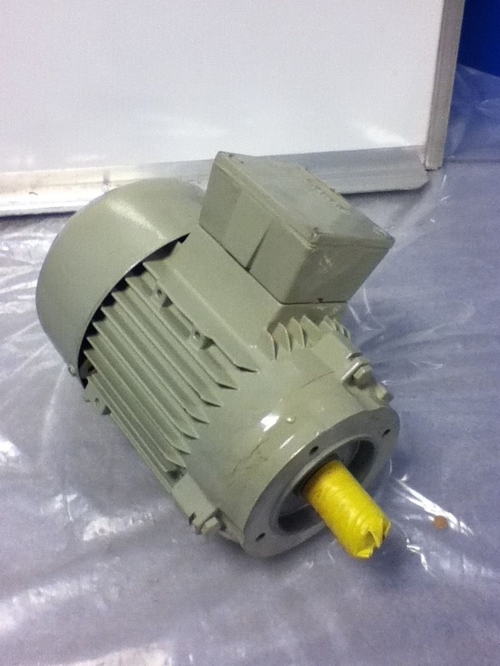 Siemens 3070-2AA92-Z Motor