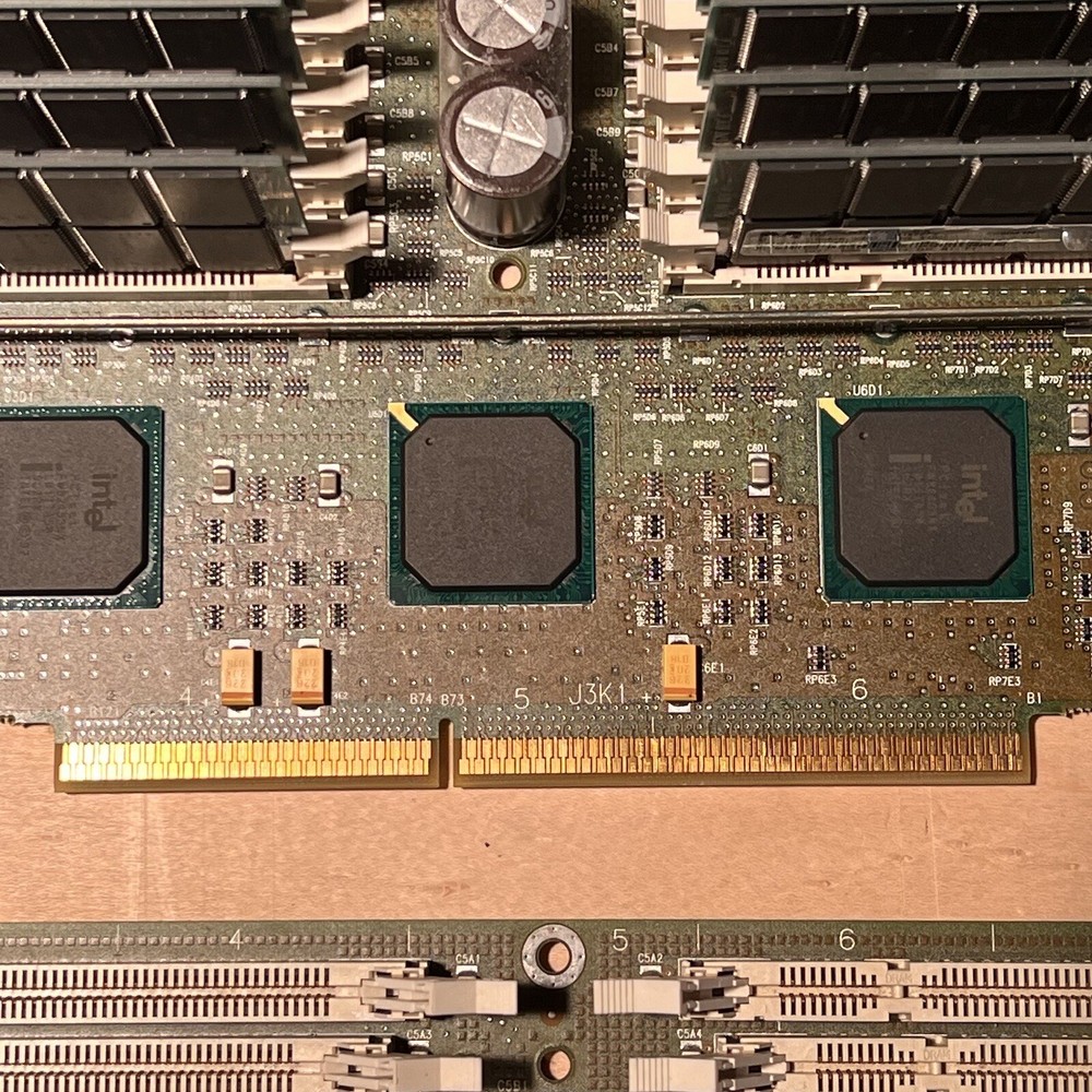 Vintage Intel Sitka Cabrillo SGI Quad Xeon Server Local Bus Memory Riser Card