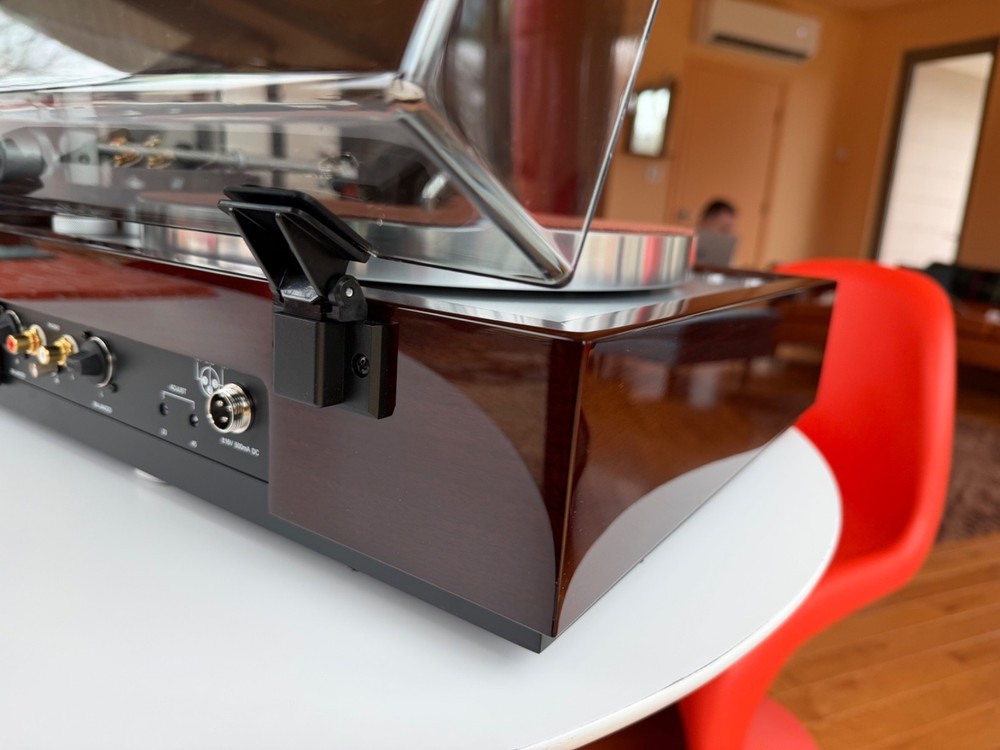Thorens TD 1601 Semi Automatic Turntable