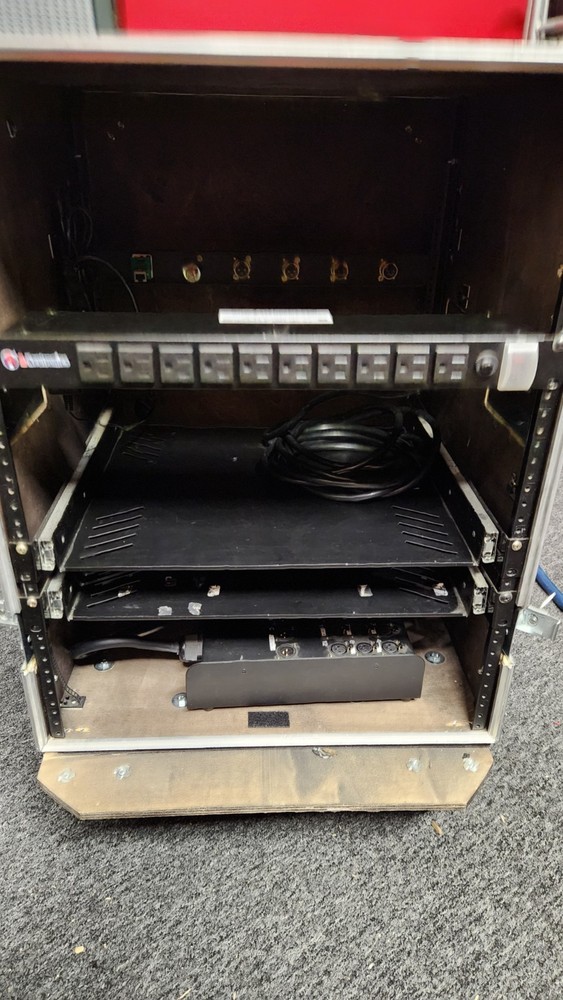 Rack Case with Casters - Pro Audio