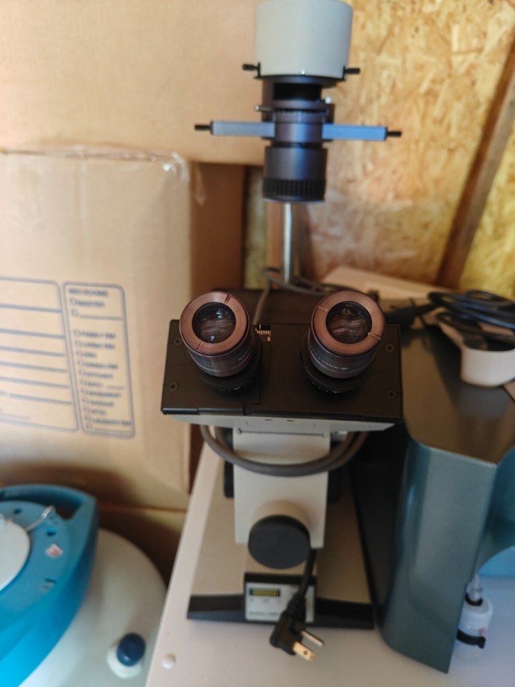 Inverted microscope