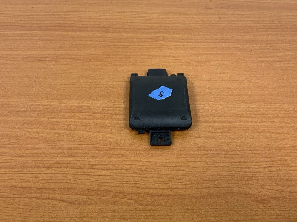 2017-2025 GMC / Chevrolet Object Sensor Alert Module 84820653 OEM