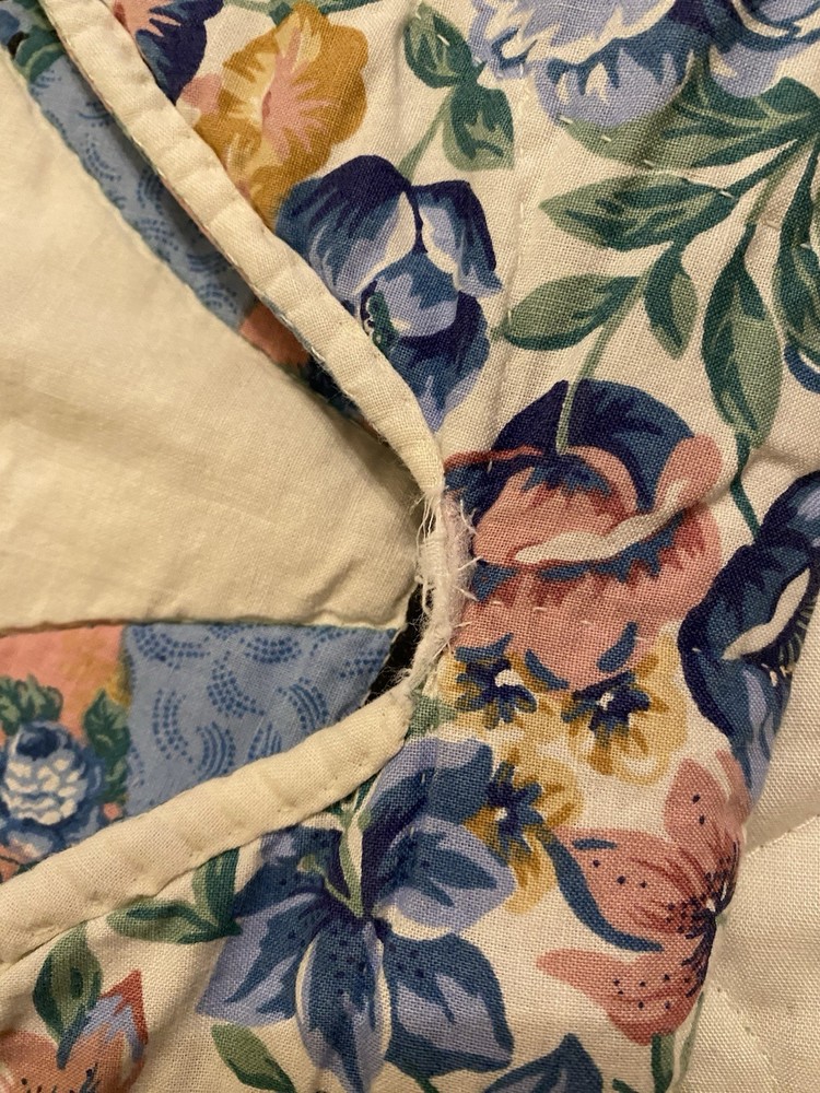 Homemade Quilt With Rounded Border