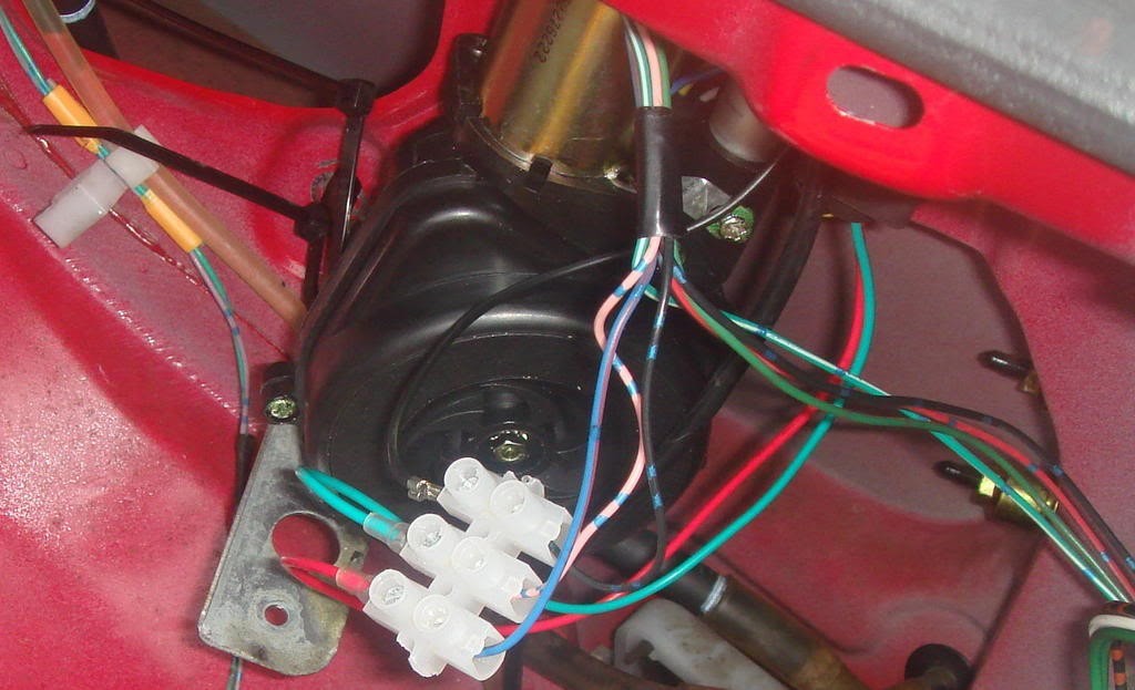 Power Antenna Kit - 1997 thru 2004 Mitsubishi Montero Sport AM FM Car Radio