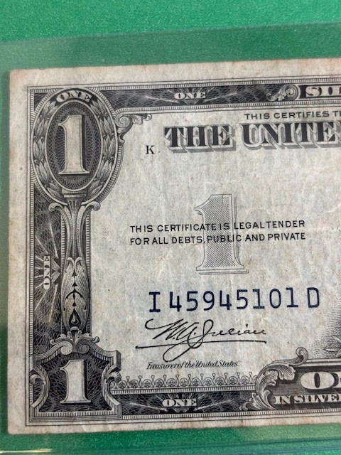 1935B $1 Silver certificate Serial # I45945101D (FINE)