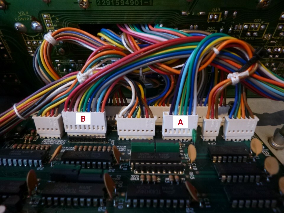 Roland MKS-80 Custom OLED Display !