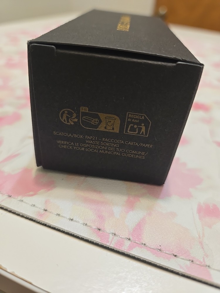 Dolce & Gabbana Eyelash Curler – Authentic & New Makeup Tool