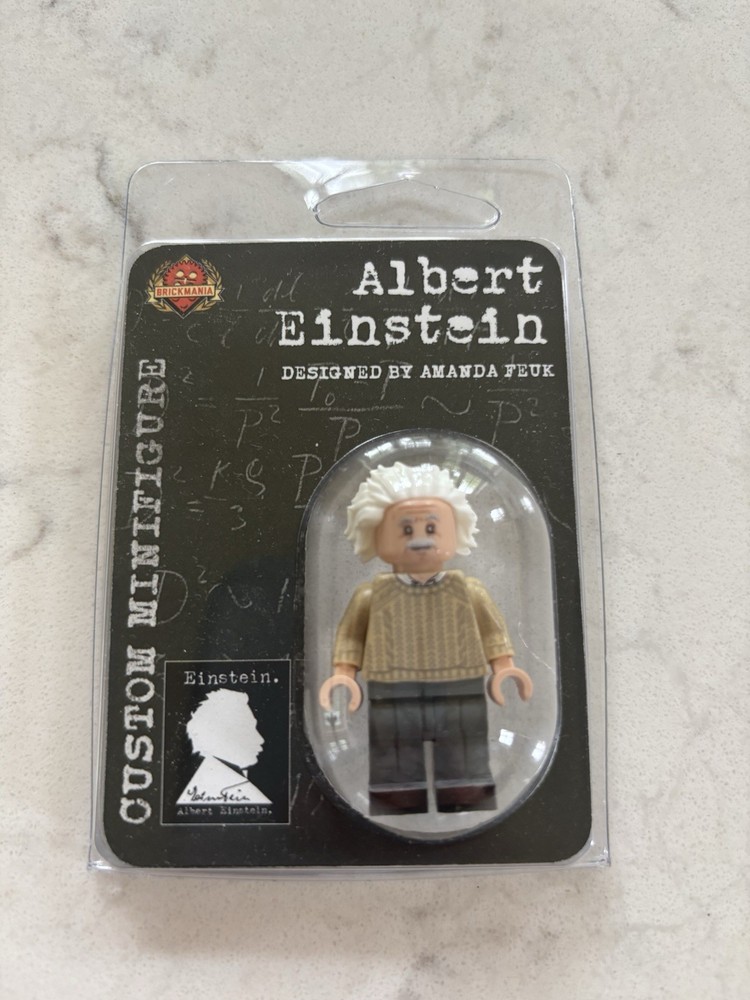 NEW Brickmania Albert Einstein Minifigure (BMF551) (Made From Lego Elements)